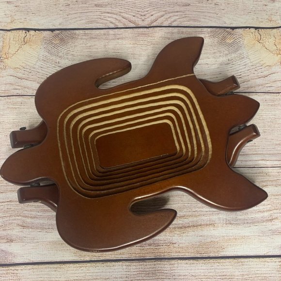 Vintage Hand-carved Collapsable Turtle Basket